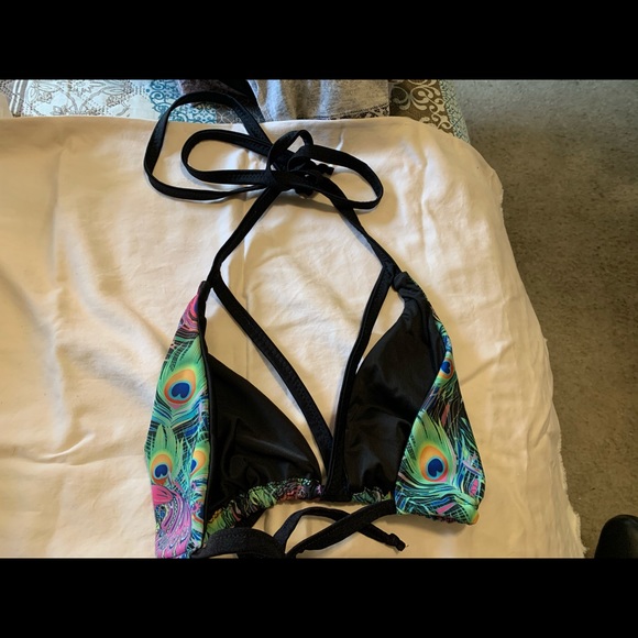 Bikini - Picture 6 of 6